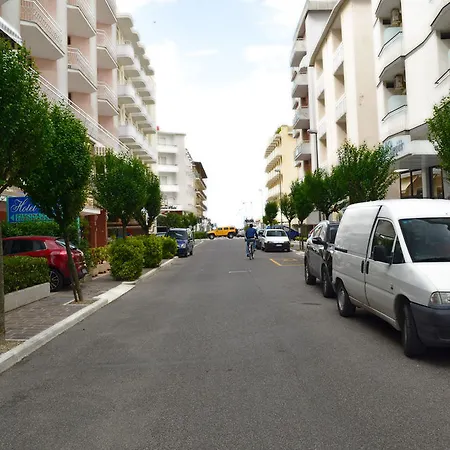 Hotel Riviera 3*