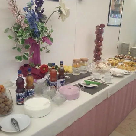 Riviera Hotel 3*